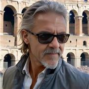 Insegnante di lingua inglese e traduttore con esperienza trentennale